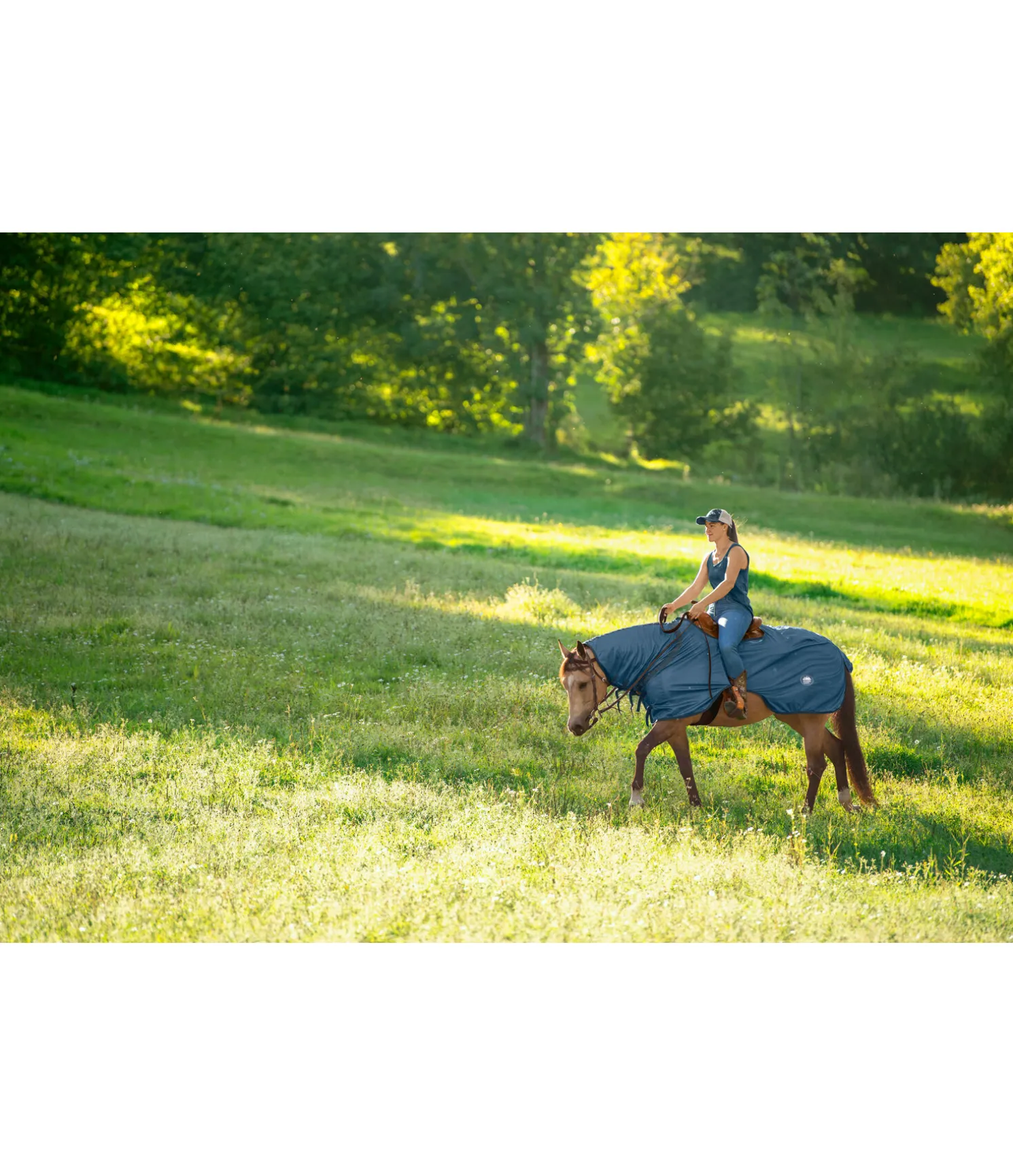 Couvre-reins anti-mouches pour chevaux western avec couvre-cou enroulable