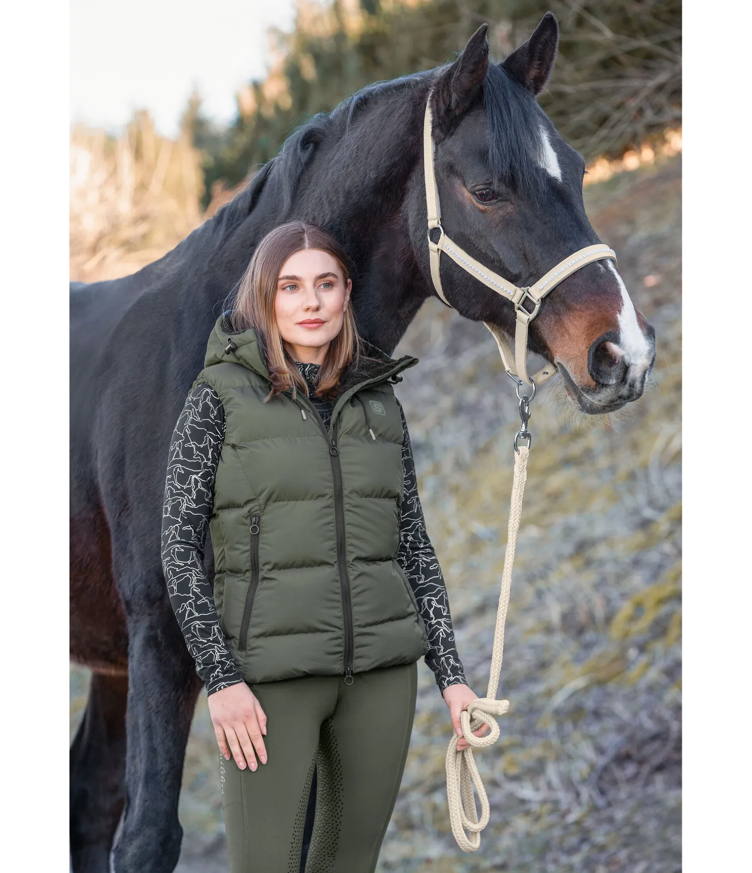 Gilet d'équitation matelassé à capuche Mira III