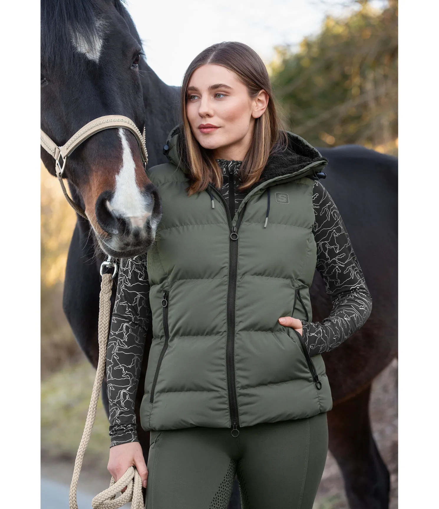 Gilet d'équitation matelassé à capuche Mira III