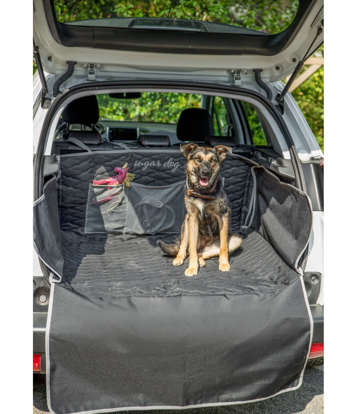 Protection universelle pour coffre de voiture
