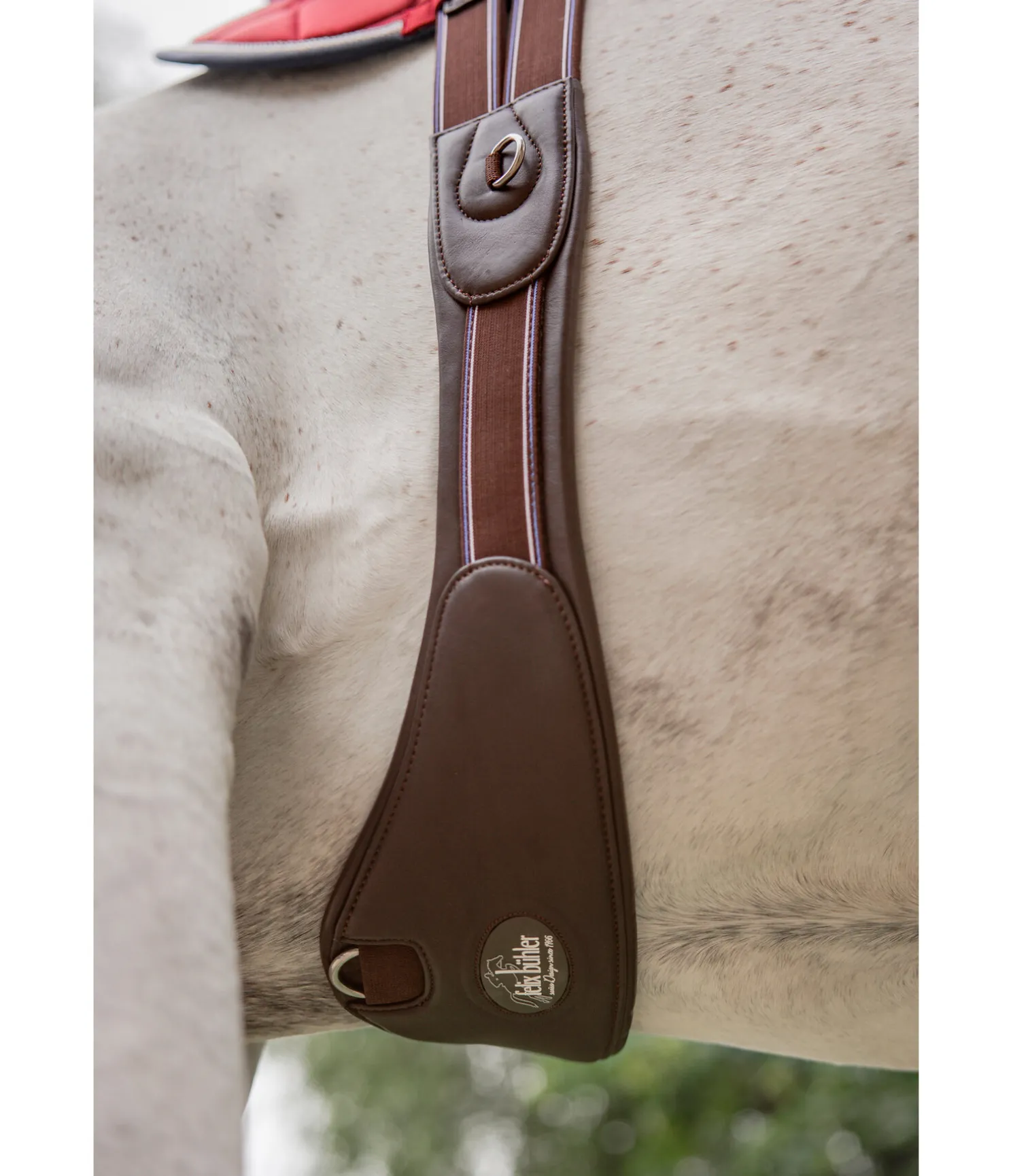 Sangle demi-lune en cuir doux