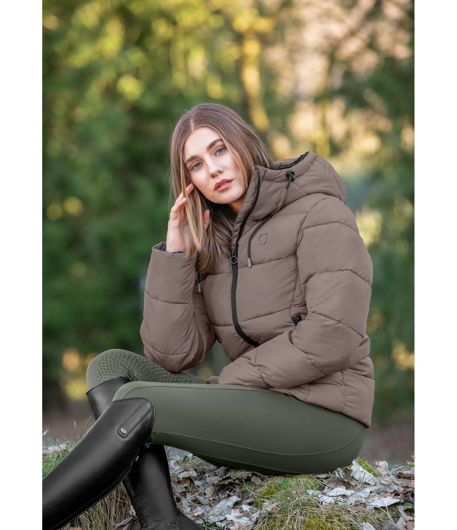 Veste d'équitation matelassée à capuche Leela II