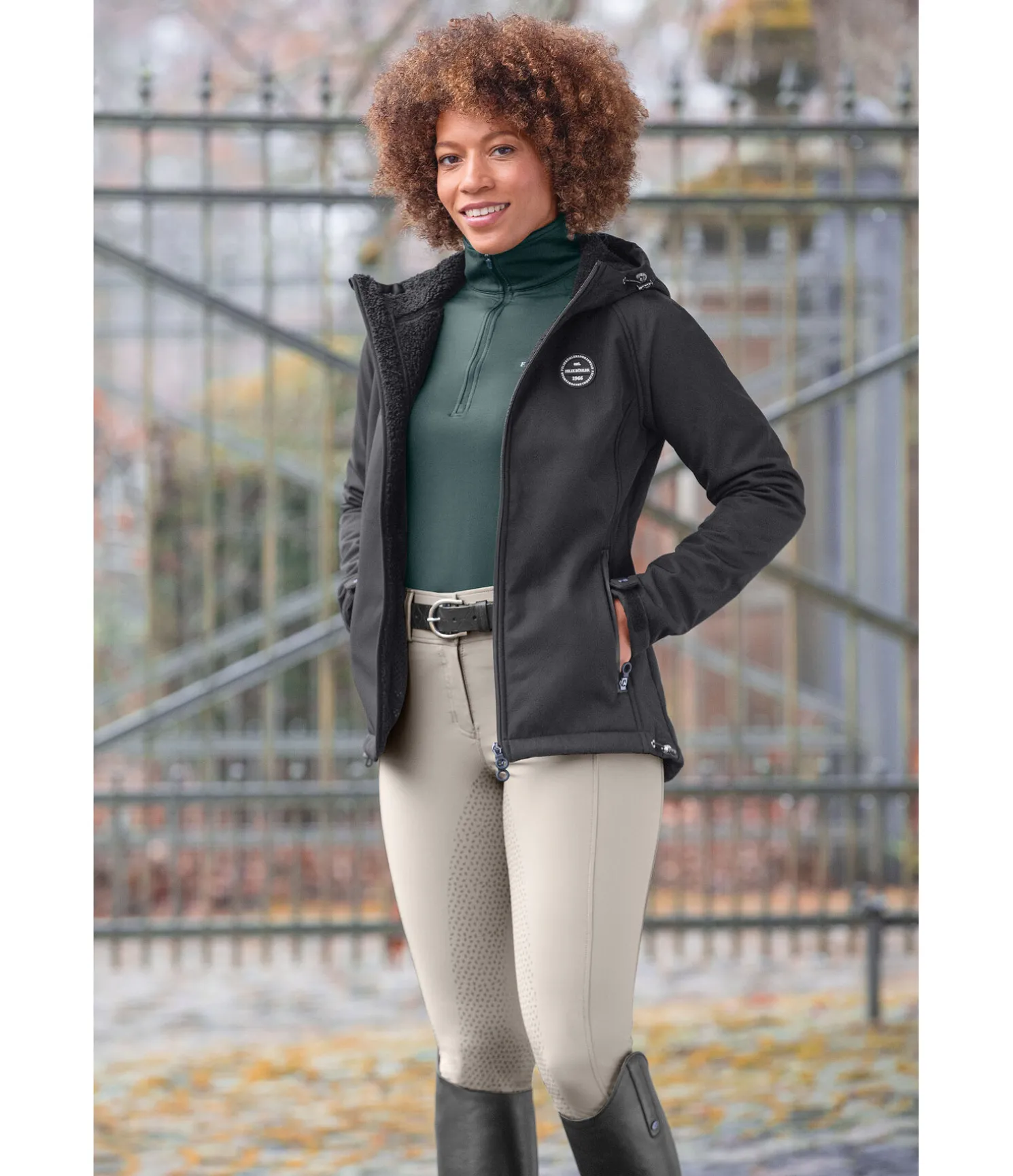 Veste d'équitation softshell à capuche Lara II
